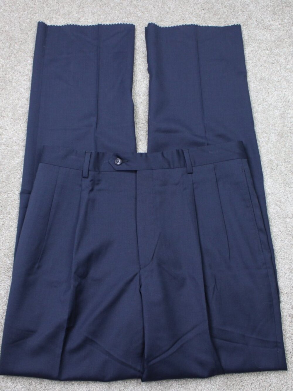 Jos. A. Bank Pants Mens 34 Blue 100% Wool Pleated Unhemmed Signature Collection